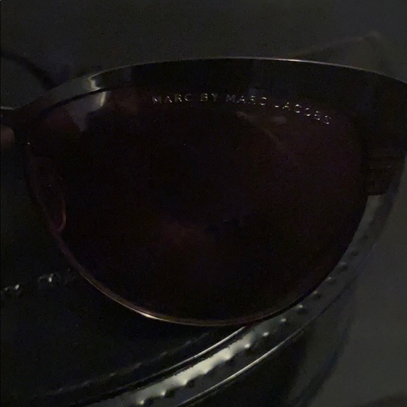 Marc by Marc Jacobs black cat eye sunglasses - Picture 2 of 5